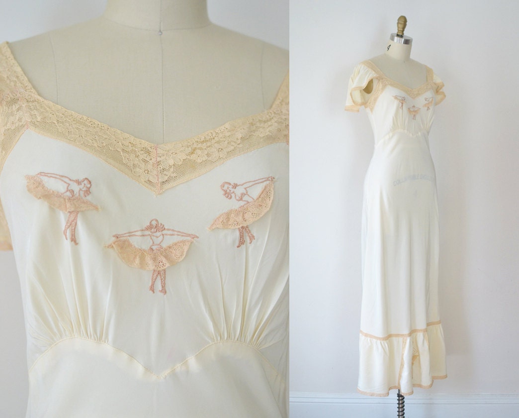 1940s Lingerie / 30s Gown / Embroidered Burlesque Ballerinas
