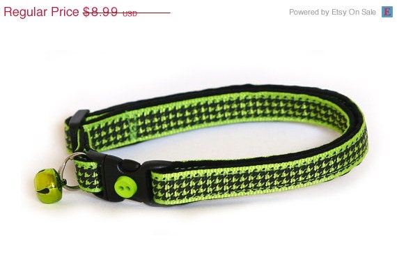 ON SALE Houndstooth Cat Collar - Apple Green - Large Size Collar