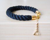 Noir - Black Nautical Rope Bracelet with Golden Triangle