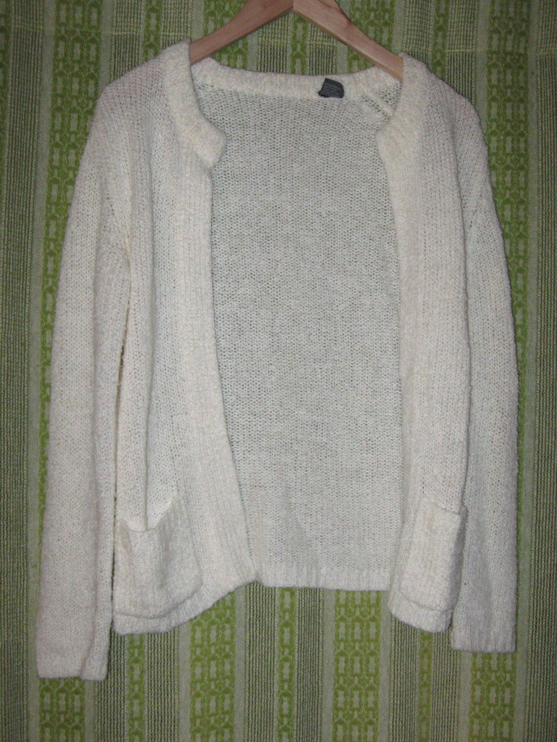 Vintage 80's 1980's Eighties Women Clearance Retro Rockabilly Hipster Indie Cream vlv Buttonless Cardigan Sweater 20% OFF SALE