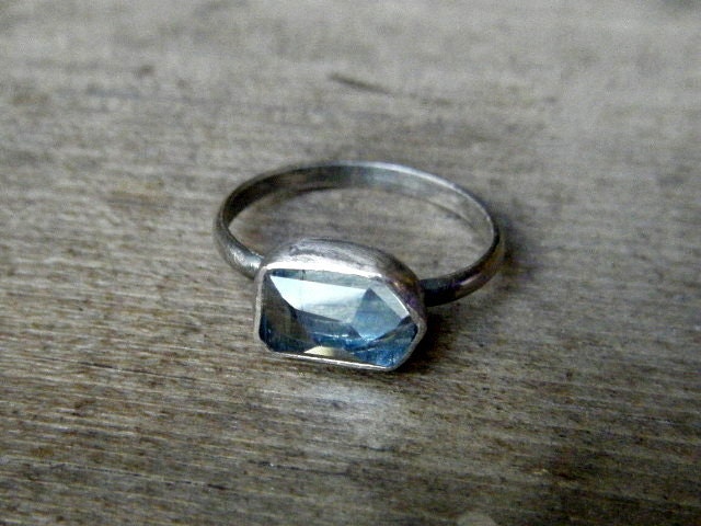 Geometric Cut Blue Topaz in Sterling Silver Size 7 1/2