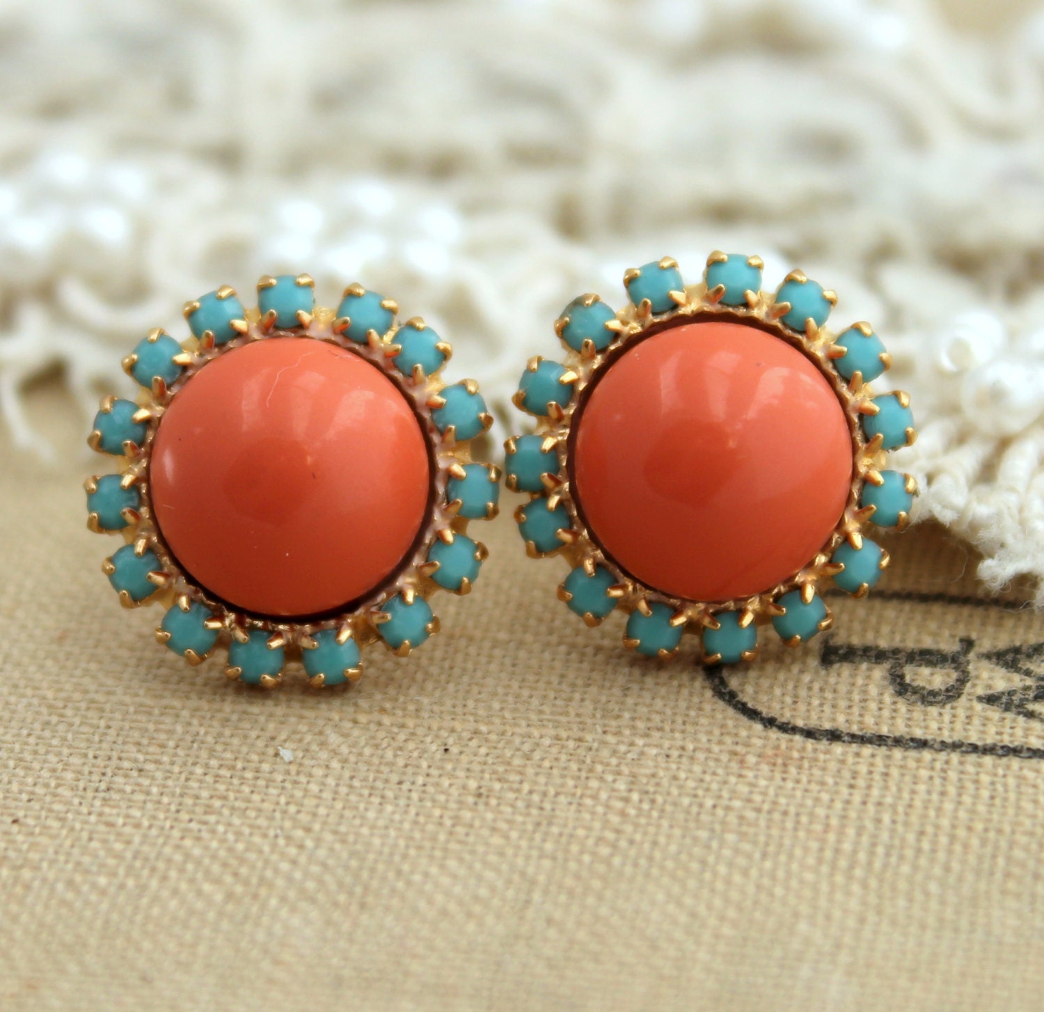Stud earring Turquoise and Coral salmon pink pearls, bridesmaids earrings - 14k plated gold post earrings real swarovski pearls.