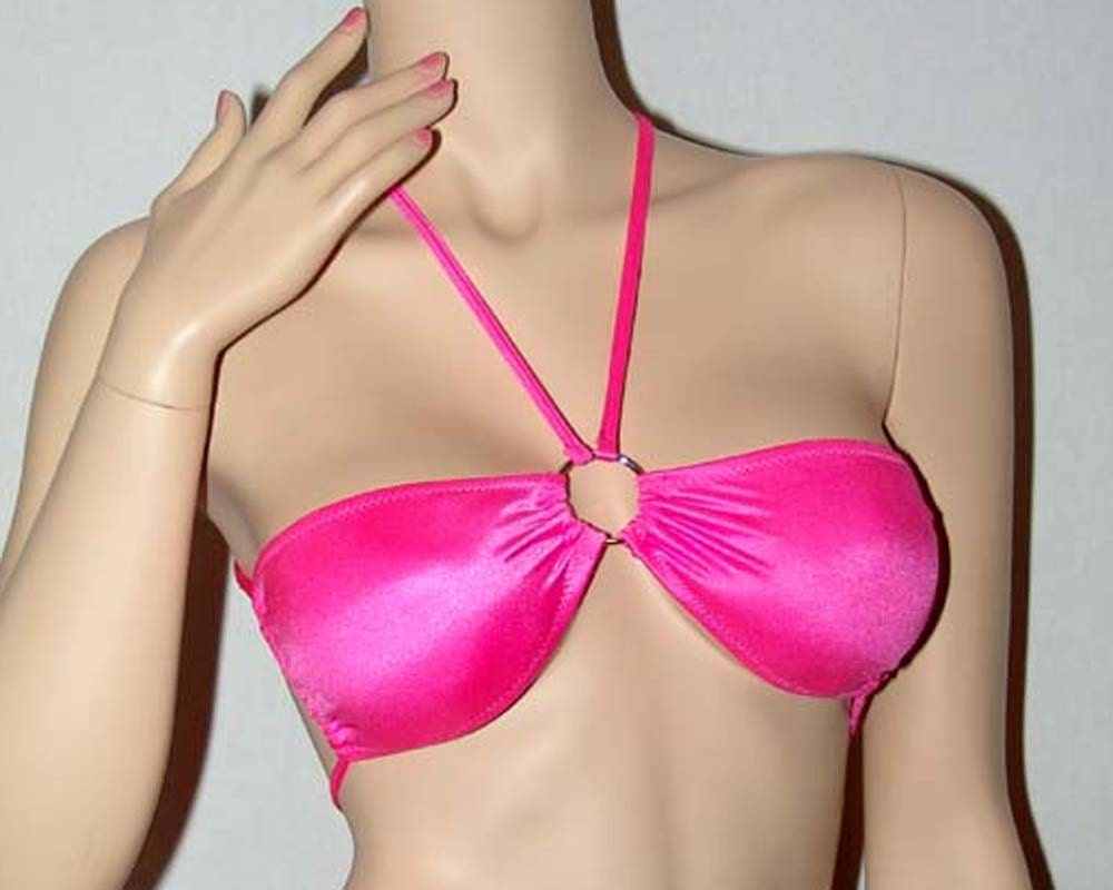 Pink bikini top with hardware