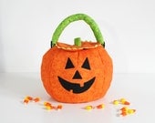 Quilted Pumpkin Trick or Treat Bag Medium Orange Scroll Fabric Jack O Lantern Face