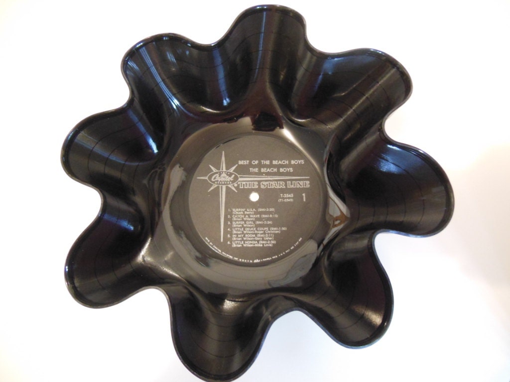 THE BEACH BOYS Recycled Record Bowl (Best Of The Beach Boys)