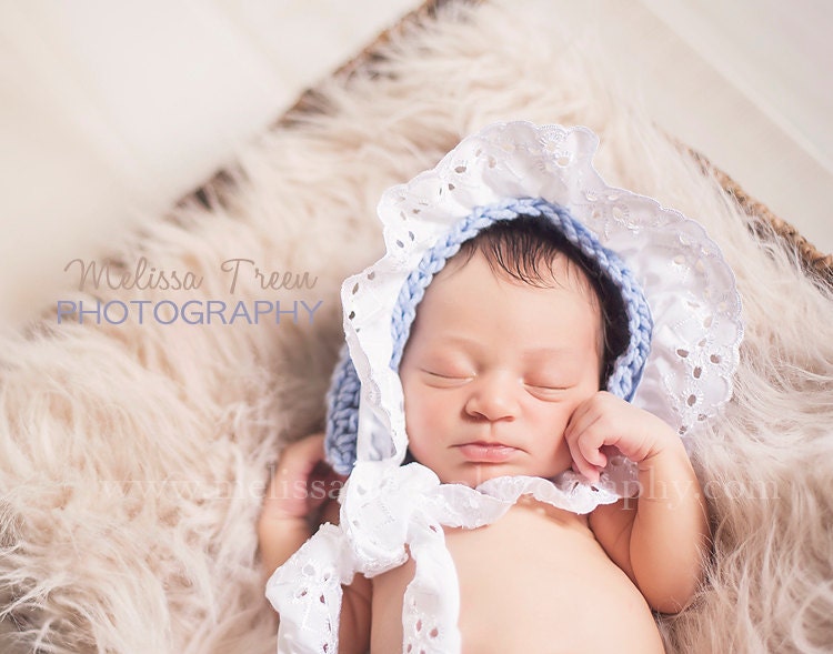 baby bonnet, crochet newborn hat, periwinkle blue and white eyelet