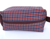 Dopp kit, men's toiletry bag , wash bag, cotton checks, travel pouch, shaving bag