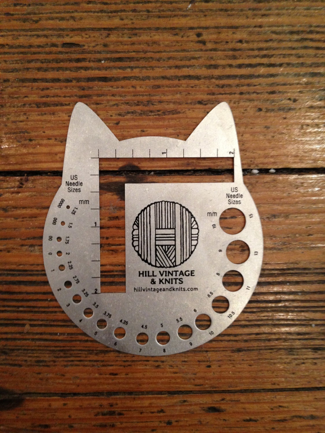 Cat Head Needle Gauge