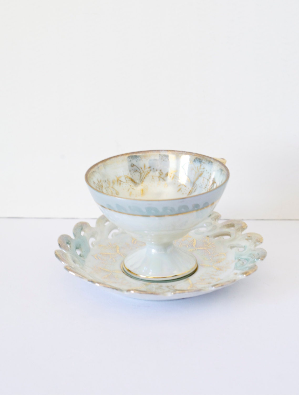 Lustreware Teacup Tea Cup Mint Green Gold Cottage Shabby Decor