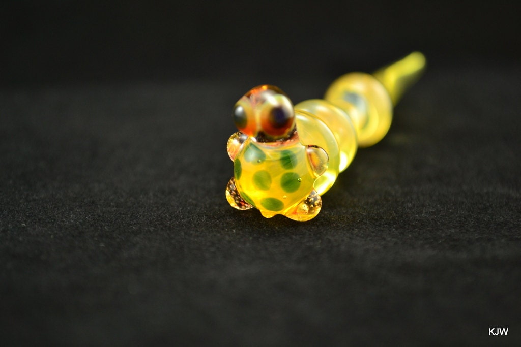Yellow Glass Turtle dabber