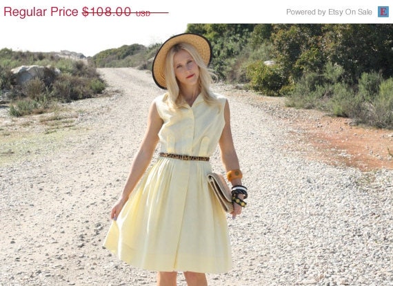 20% Off MEMORIAL DAY SALE Vtg 1950s 50s Soft Yellow Button-Up Sleeveless Dress M