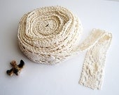 Light Ivory Crochet Lace, Vintage Crochet, Cotton Trim - honeyandsea