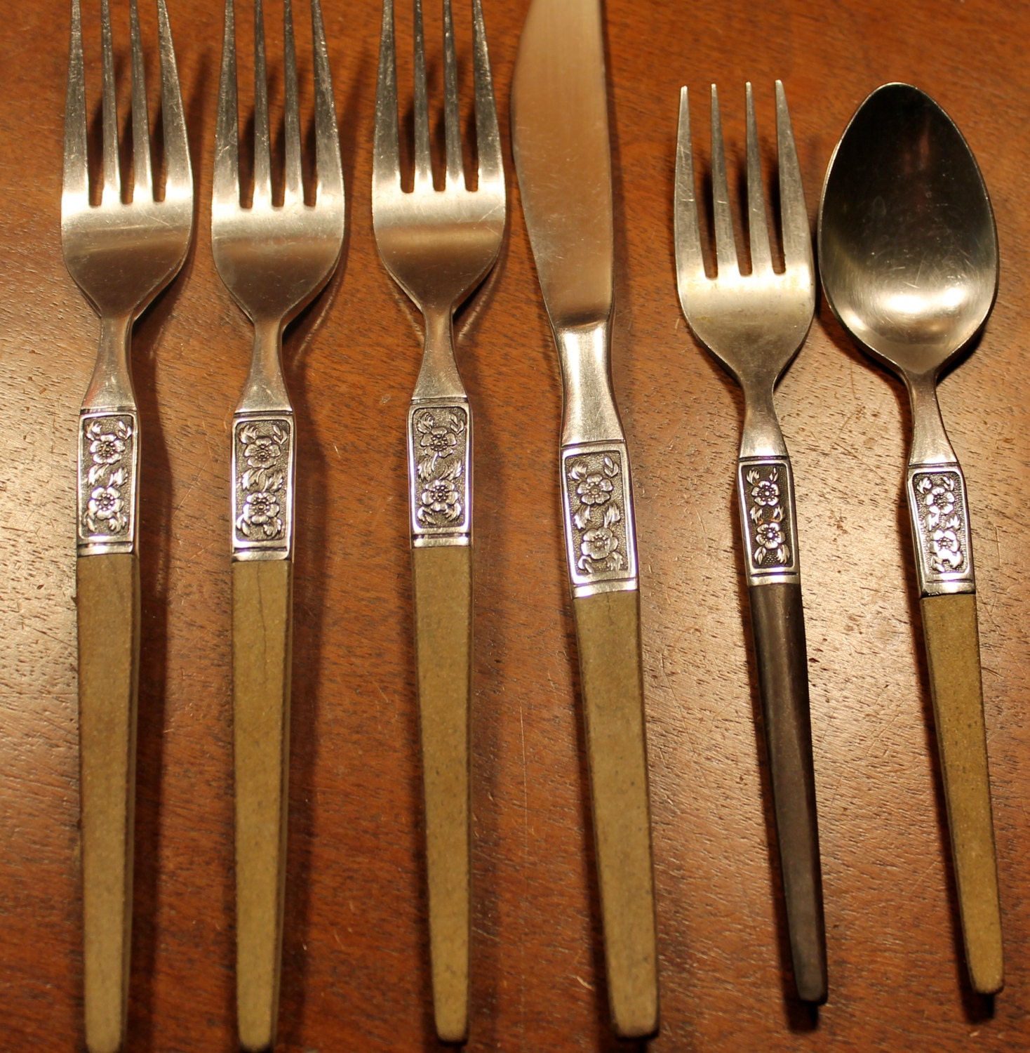 IMPERIAL Stainless Flatware IMI41 starburst Star by AtomicHoliday