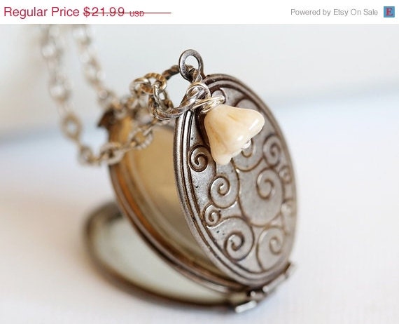 ON SALE Locket, Silver Locket ,Jewelry , Four Photo Folding Antique Locket, Necklace ,Graduation Gift ,Family ,Wedding,Bridesmaids Gift