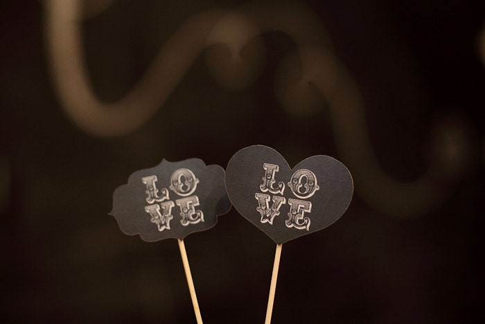 Faux Chalkboard LOVE Cupcake Topper