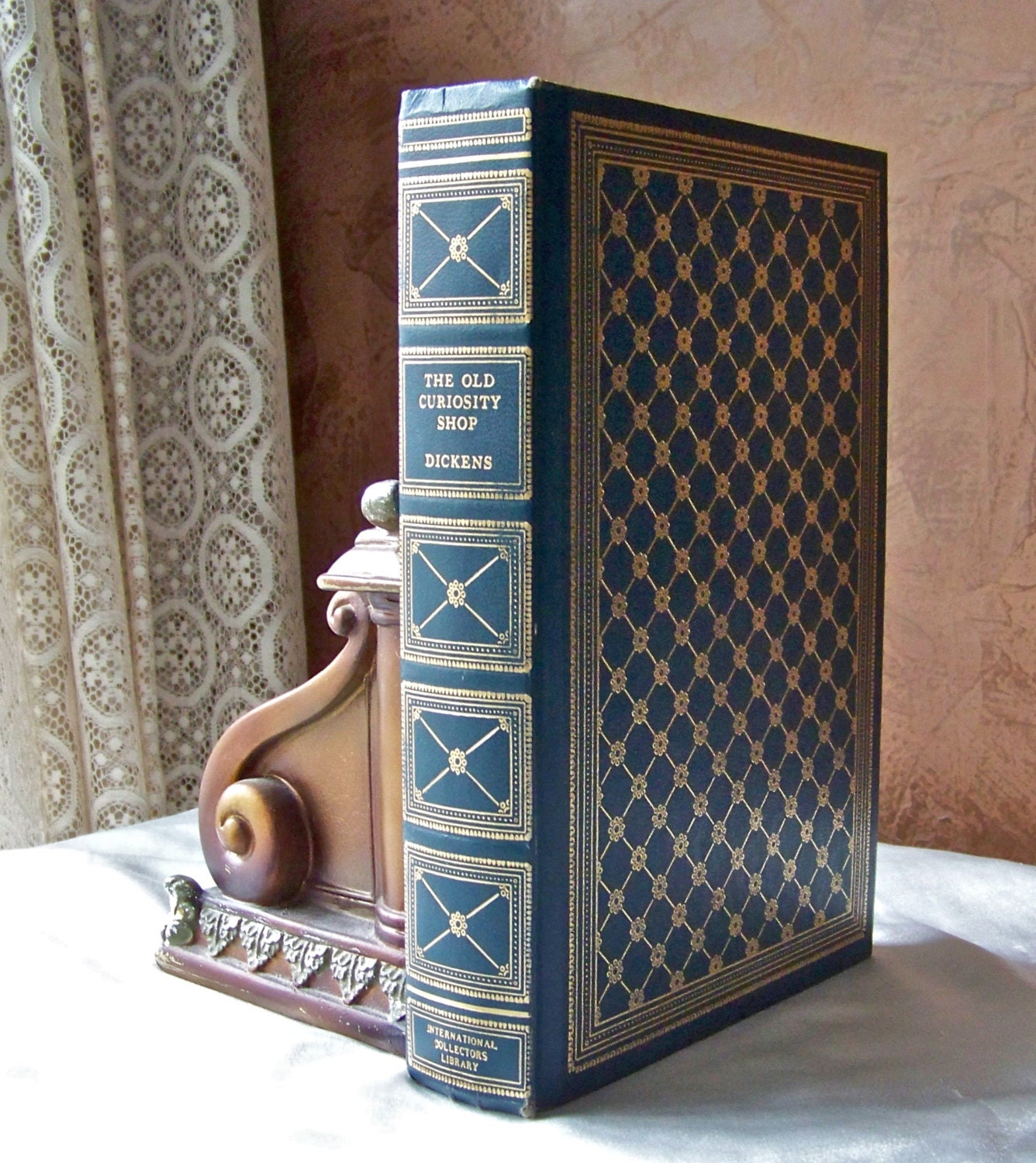 Vintage Charles Dickens The Old Curiosity Shop Hardcover Book