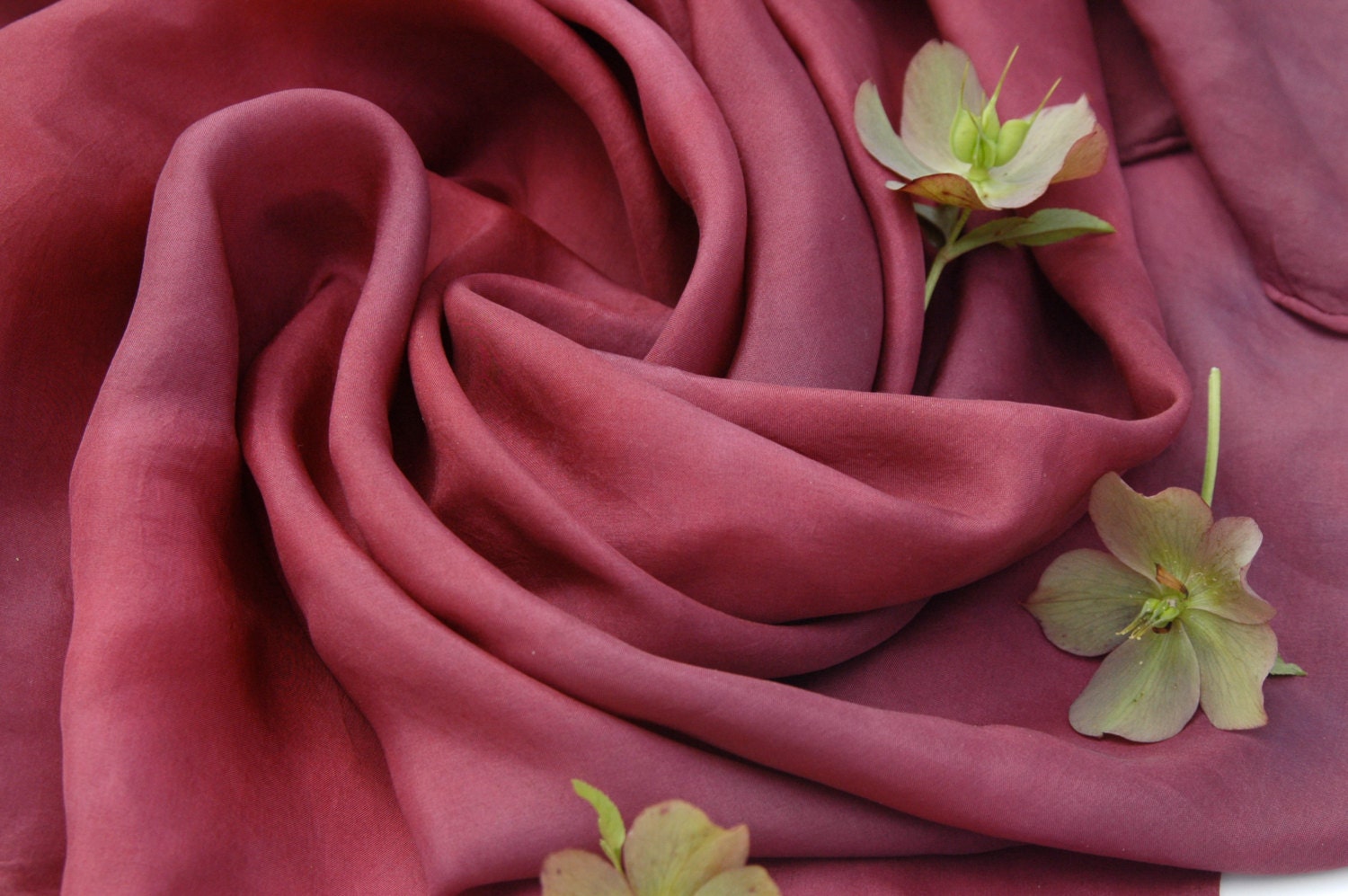 Playsilk Waldorf "Christmas Rose" 30" x 30" Hand dyed silk with edible dyes a new color for every season