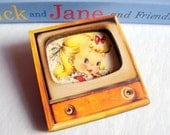 3D Brooch - Sweet Little Girl With A Bow In Her Hair - Television TV Pin Badge - Md Chipboard Paper And Wood Decoupage