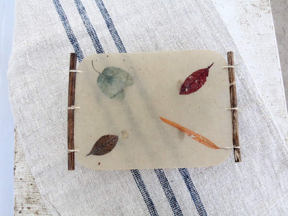 1960s Tray / Inlaid Leaves Serving Dish