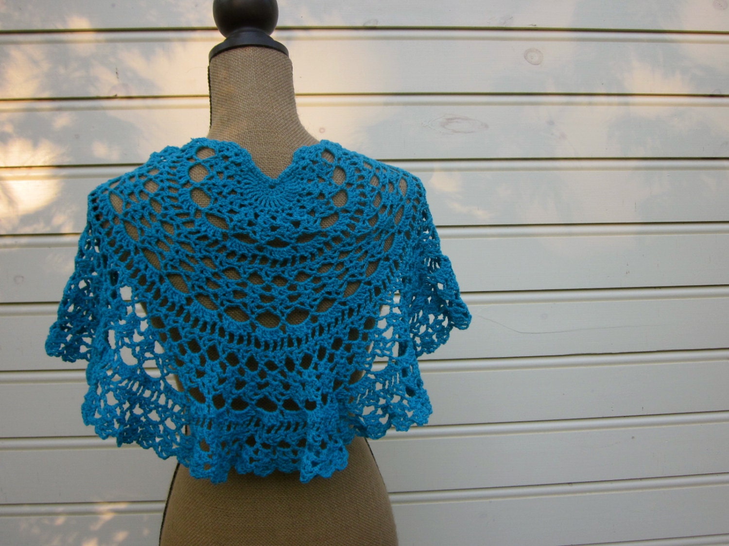 Pattern PDF for Turquoise Lace Shawlette, Shawl, Shoulder Cover with Rose Pin, Blue Sock Weight Yarn