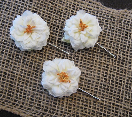 Small Realistic Off White Roses, Bridal, Bridesmaids, Wedding, Whimsical, Set of 3 Hair Pins, ON SALE