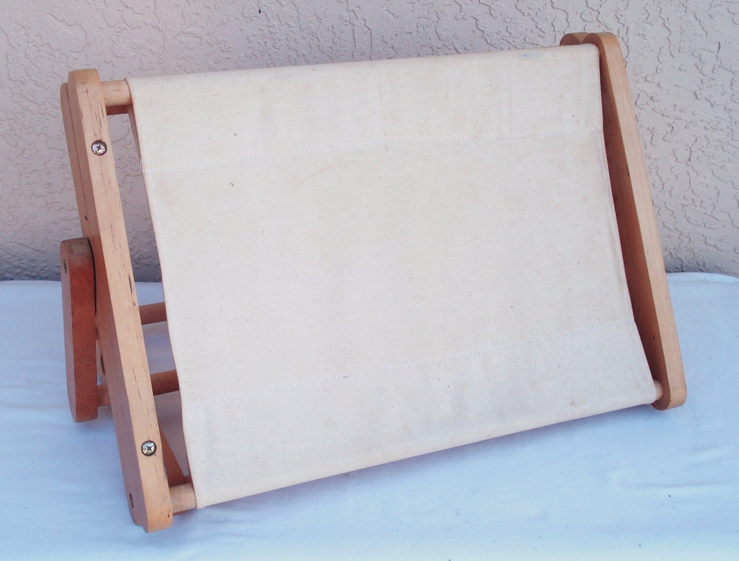 Wooden Folding BACK REST.