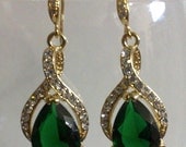Emerald Green Bridal Earrings, Twirl Wedding Jewelry, Oval Teardrop Accessories, GREEN GOLD