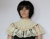 Scarf cream Vintage Style Victorian Crocheted Capelet cowl Shrug