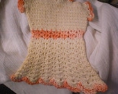 White And Peachy Dress Pot Holder