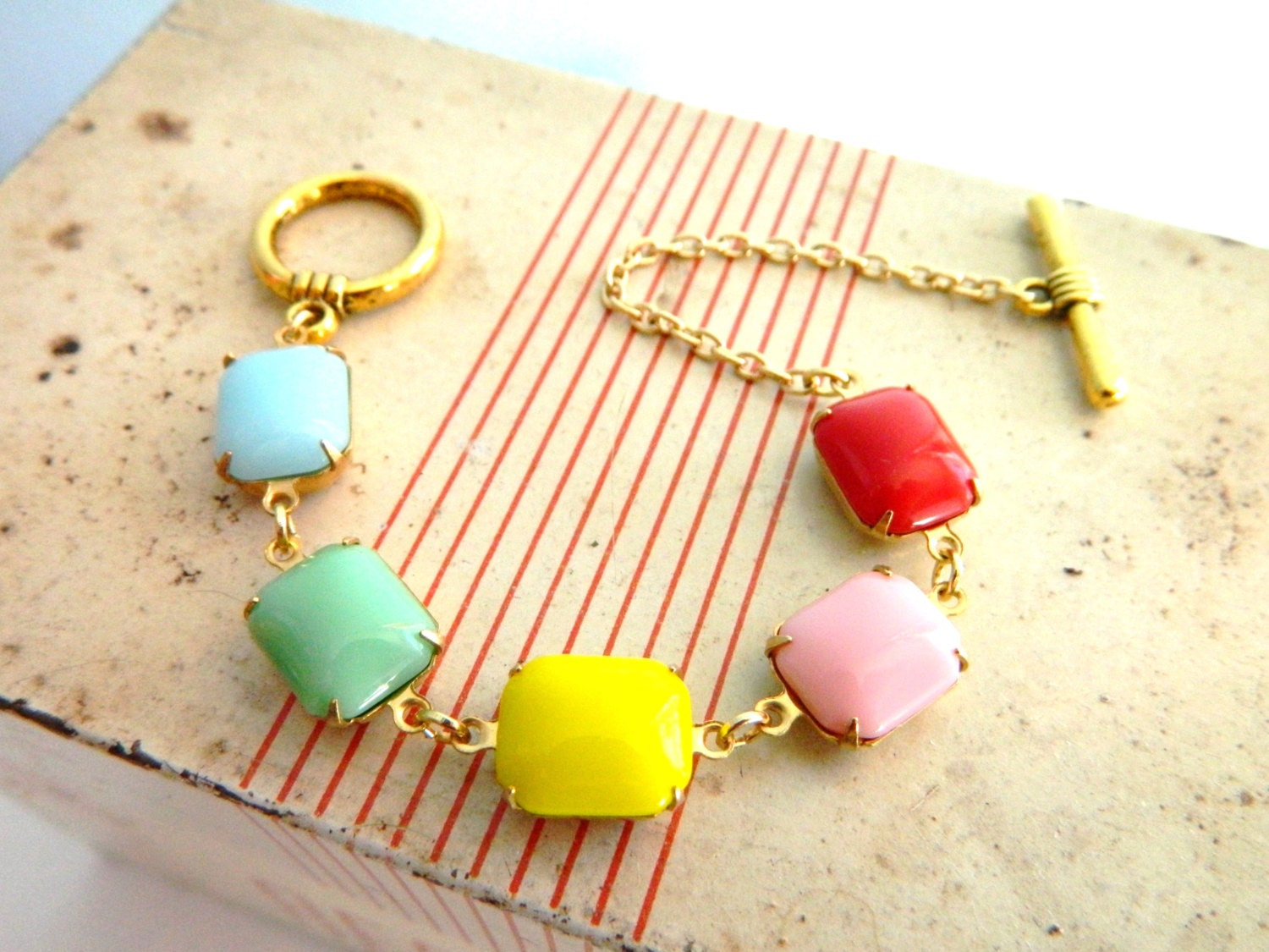 Retro Milk Glass Bracelet, Pastel Charm Bracelet,  Aqua Pink Jadeite Yellow Red, Mid Century Jewelry, Retro Vintage Jewelry, Bridesmaid