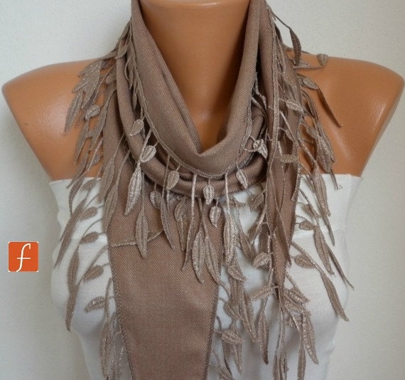 Beige Scarf - Pashmina Scarf - Cowl with Lace Edge - fatwoman