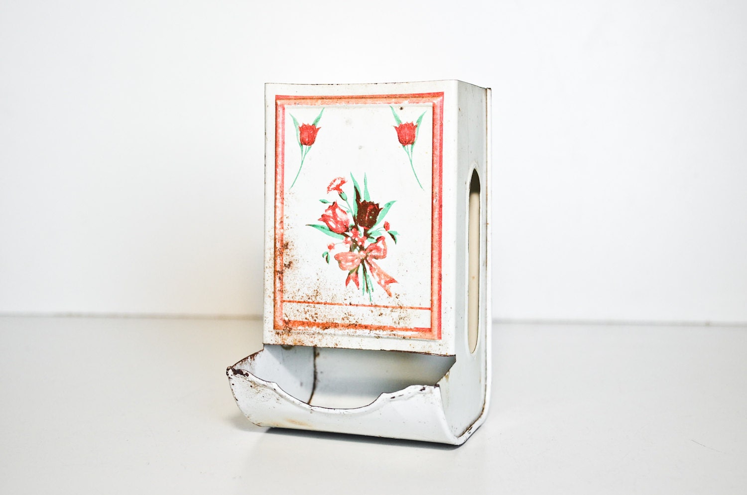 Metal Match Dispenser