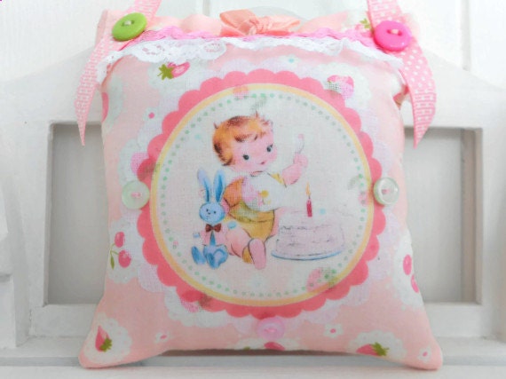 Baby girl room decor