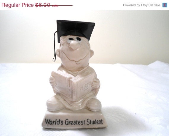 May Days Sale Graduate Resin Statue Worlds Greatest Student
