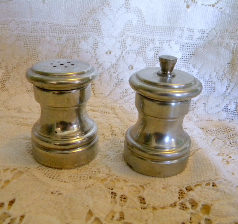 Eales  1779 Italy pewter salt shaker and pepper mill vintage tableware