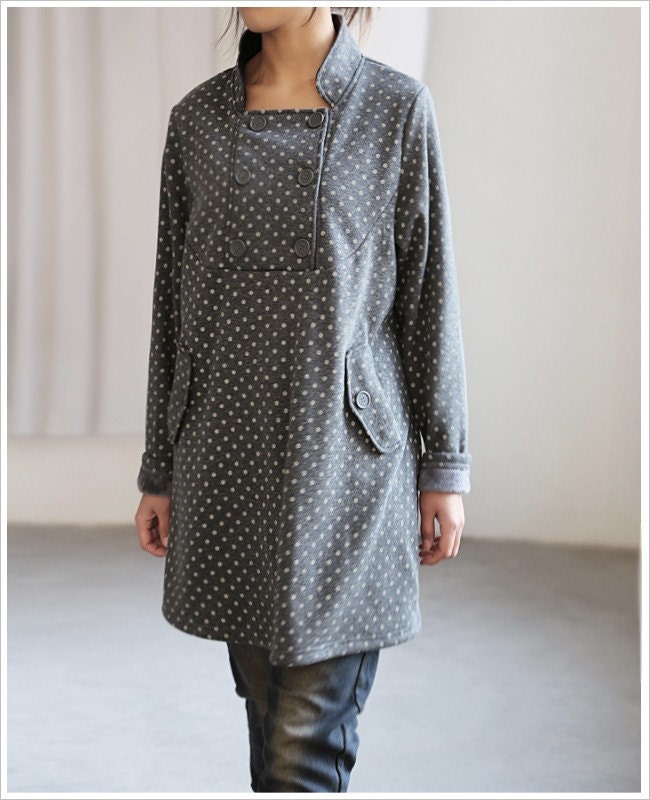 Happy smiling/ cute double breasted knee length tunic coat  in gray