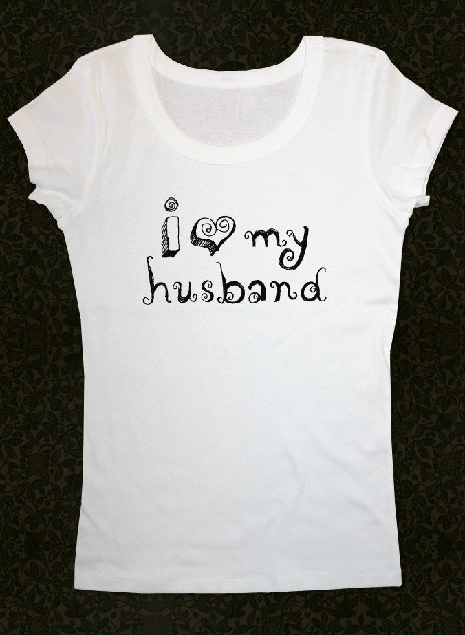 I heart love my husband - Women's Short Sleeve Scoop Neck Cotton T-Shirt Contoured Fit
