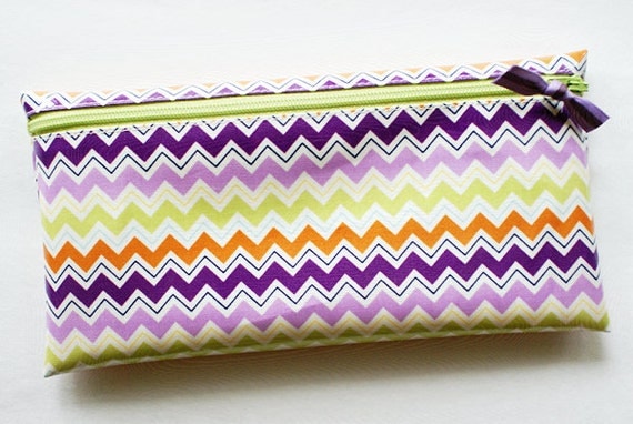 Cash budget envelope system wallet with 6 tabbed dividers // purple, lavender, orange, apple green, yellow, white chevron