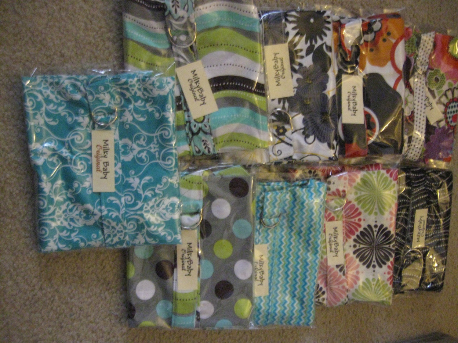 custom for Madiha WHOLESALE  price  Breastfeeding nursing cover like hooter hider  5  covers and one yard of fabric