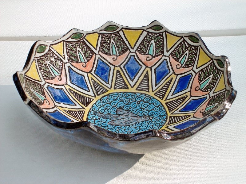 hand carved ceramic pottery bird bowl