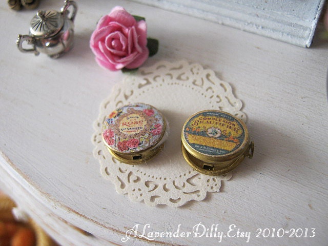 Ladies Compact for Dollhouse