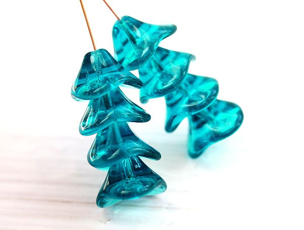 Czech flower beads, Dark Teal Three petal Bells - 10x12mm - 10Pc - 622