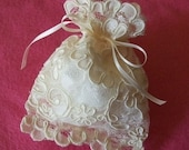 10 Gorgeous IVORY Lace Party Favor Gift Bags Satin Ties 4x5 1/2