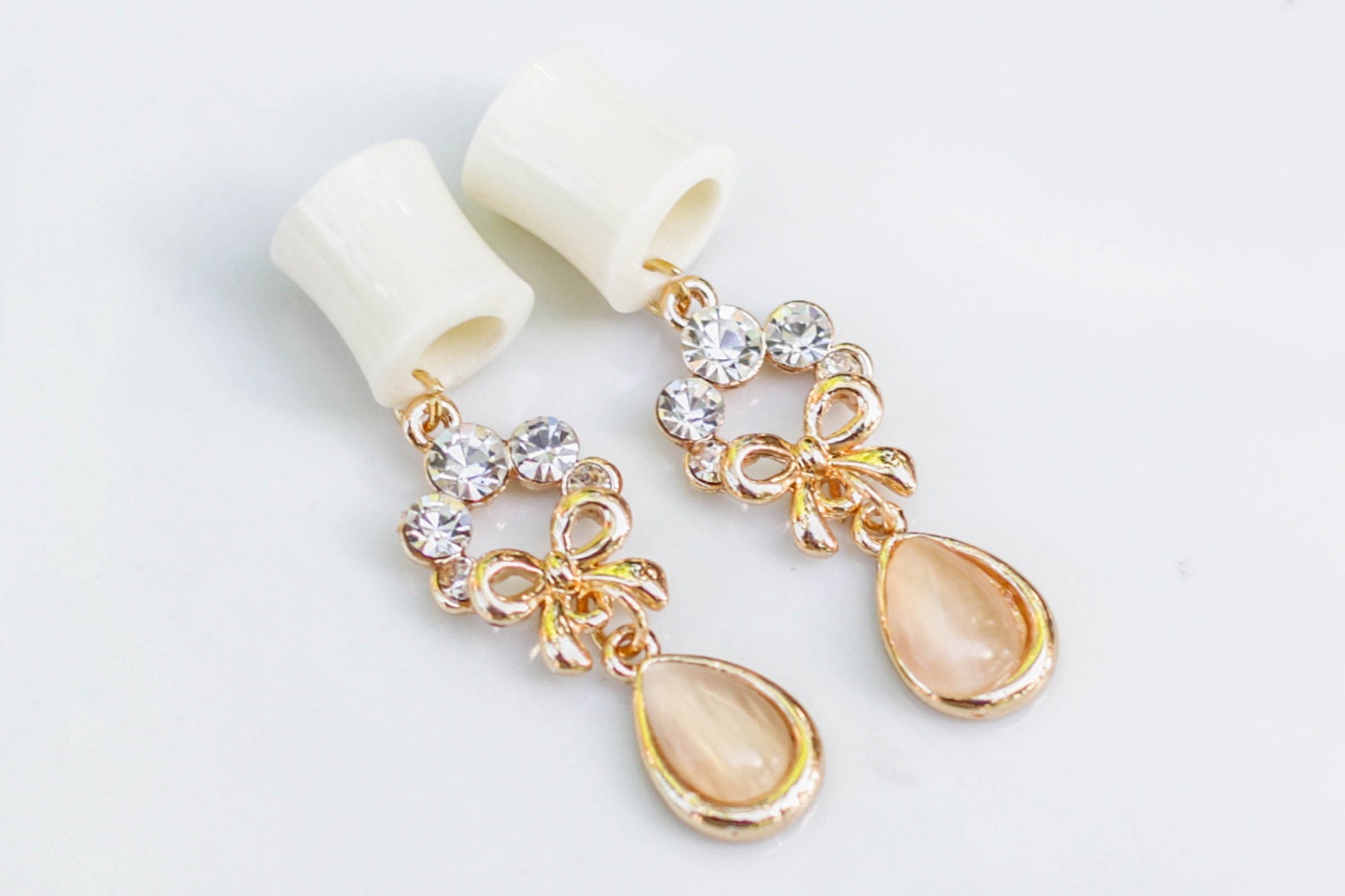 4g-5/8" Gold Bows with Rhinestones and Coral Tear Drop  Dangle Plugs Tunnels