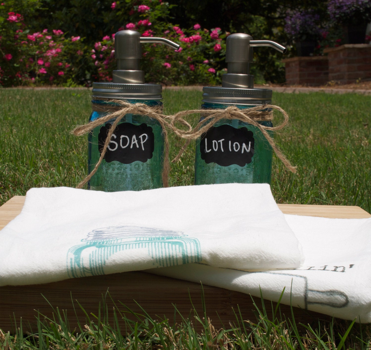 2 Dispensers and 2 Tea Towels