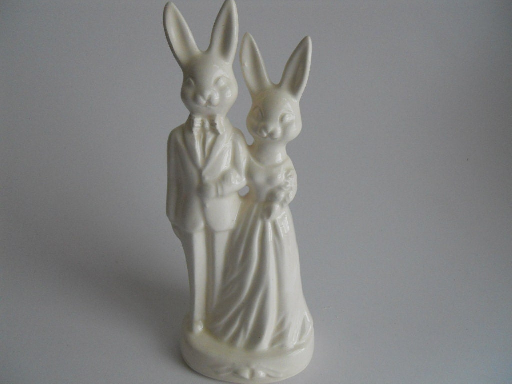 Bunny Couple Wedding Cake Topper