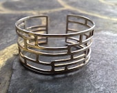 CUFF04 - 925 Sterling Silver Cuff with Front Garden Gate