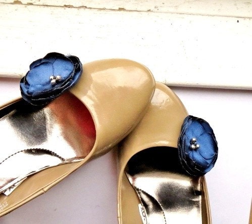 Navy Blue Shoe Clips, small Satin Fabric Flowers, Blue Bridal Party Gifts, Bridesmaids, Wedding shoe Accessories, Prom, Cute
