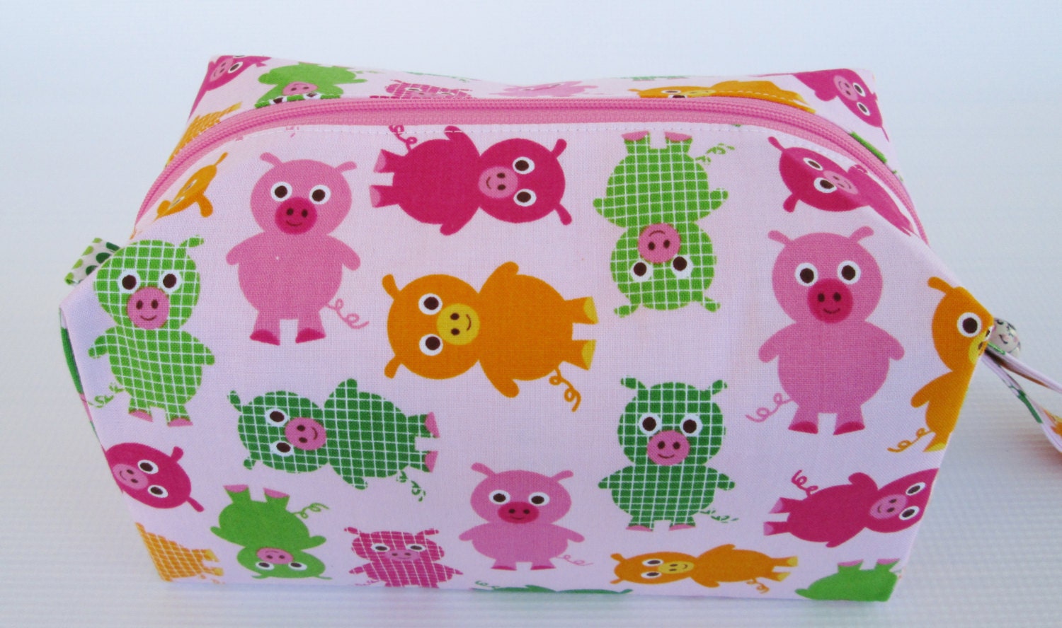 Small Zippered Project Bag - Tossed Pigs on Pink with glass pig bead zipper pull