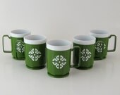 Vintage Coffee Mugs, Set of 5, Chalet Stackable Plastic Cups